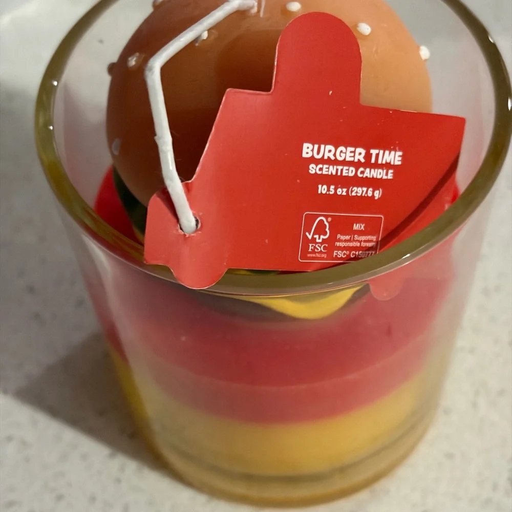 Cheeseburger Candle with Food Truck Design